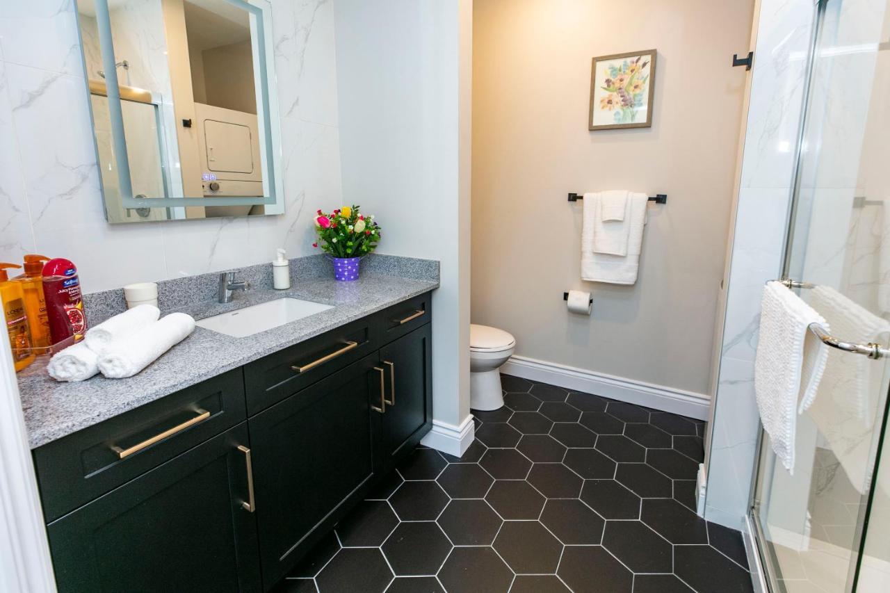 Luxury 1Br With King Bed - Steps From Byward Market! Ottawa Exterior foto
